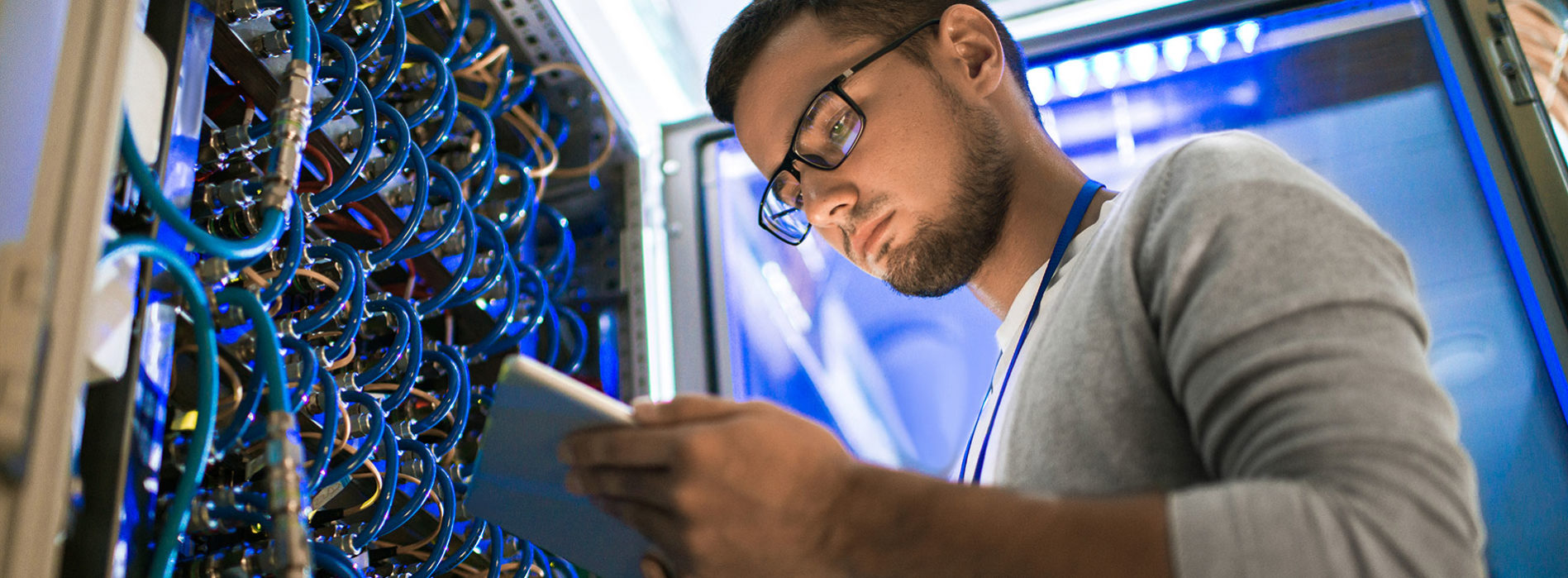 What You Need to Know About a Career As a Network Engineer 2