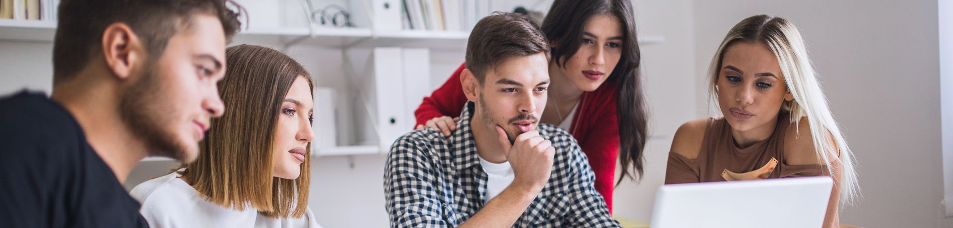 What is a Junior Business Analyst? And how to become one.